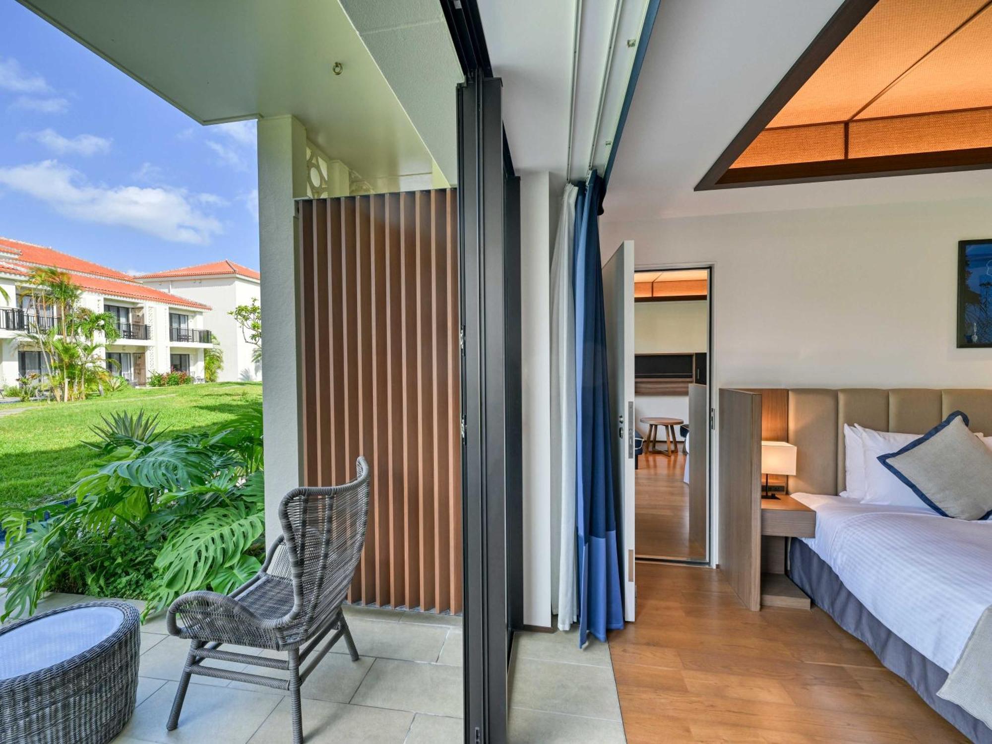 Fusaki Beach Resort Hotel & Villas Ishigaki  Buitenkant foto